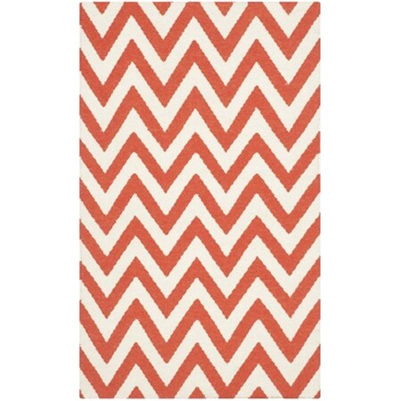 Safavieh Dhurries Hand Woven Flat Weave Rectangle Rug- Red - Ivory- 4 x 6 ft. DHU557Q-4